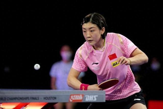 力和球员间 力和球员间